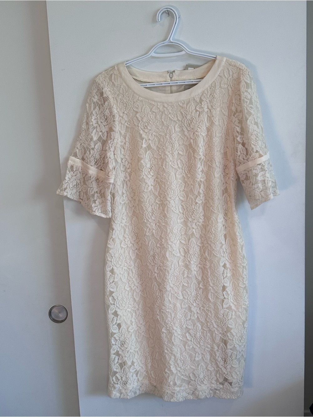 ECI Cream Lace Midi Dress with Flutter Sleeves
